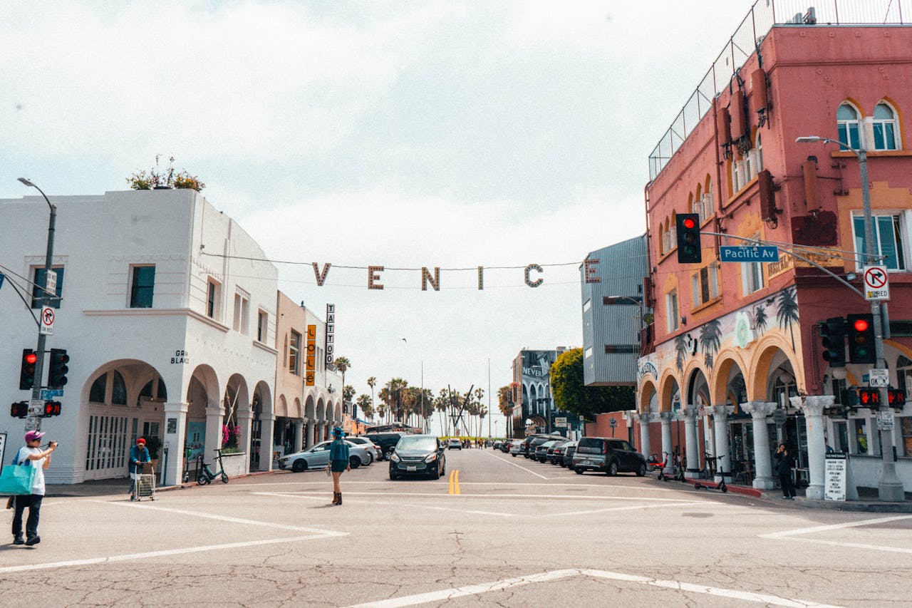 LA Neighborhood